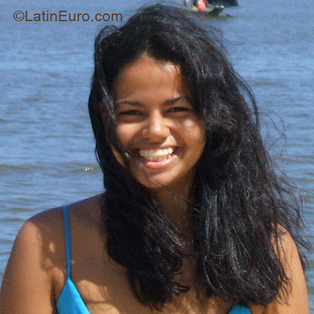 Date this young Brazil girl Janaina from MACEIO B2921
