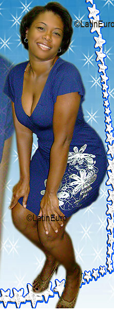 Date this nice looking Brazil girl Reijane from FEIRA DE SANTANA B2969