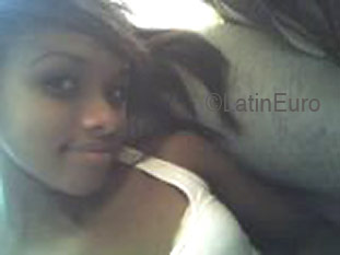 Date this voluptuous Brazil girl Winnie from SAO PAULO B3105