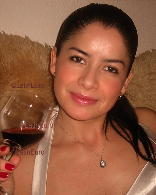 Date this hot Brazil girl Carmen from CAMPINAS B3203