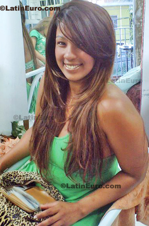Date this beautiful Brazil girl Patricia from Belford Roxo B328