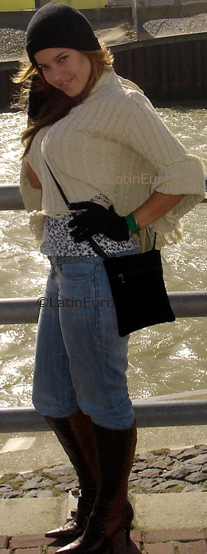 Date this georgeous Brazil girl Juliana from RIO DE JANEIRO B3386