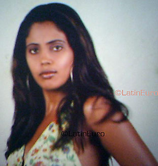 Date this nice looking Brazil girl Jucineide from AMARGOSA B3431