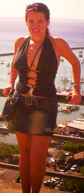 Date this cute Brazil girl Maria from SALVADOR B3517