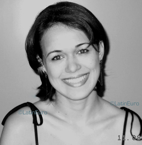 Date this fun Brazil girl Andreia from COLATINA B3626