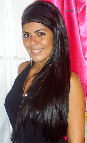 Date this sensual Brazil girl Alessandra from RIO DE JANEIRO B3651