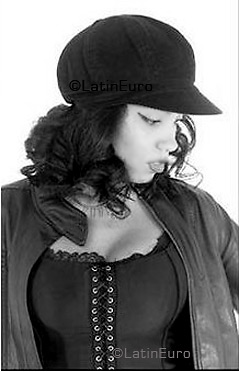 Date this gorgeous Brazil girl Mirna from SAO CAETANO DO SUL B3745