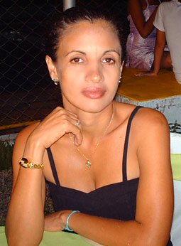 Date this hot Brazil girl Ione from MACARANI B3817