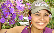 Date this voluptuous Brazil girl Loide from  B3818