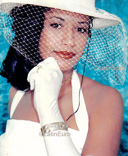 Date this lovely Brazil girl B4015 from TRES LAGOAS B4015