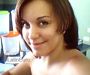 Date this cute Brazil girl Luciana from PADILHA B4053