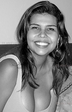 Date this tall Brazil girl Rachael from  B4068