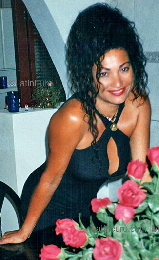 Date this tall Brazil girl Valdenice from PRESIDENTE PRUDENTE B4154