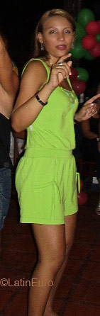 Date this voluptuous Brazil girl Ana from MARITUBA B4197