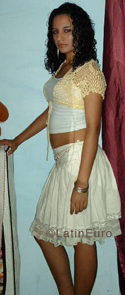 Date this cute Brazil girl Adrielle from SAO PAULO B4303