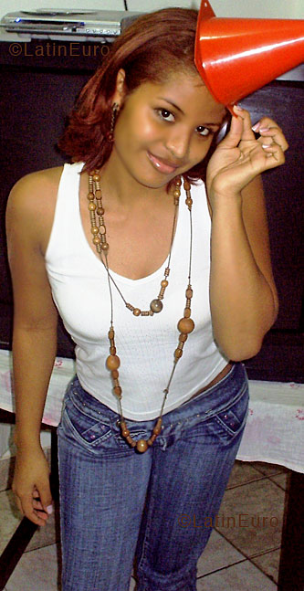 Date this athletic Brazil girl Mirlene from MANAUS B4306