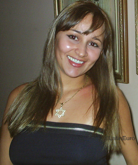 Date this funny Brazil girl Narcilene from GOIANIA B4370