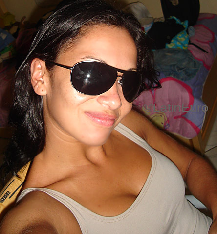 Date this young Brazil girl Lidiana from PORTO VELHO B4374