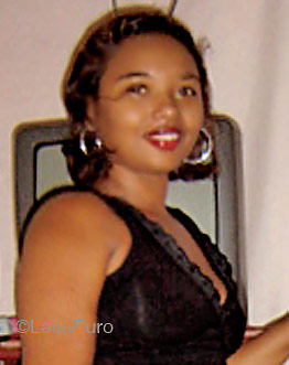 Date this pretty Brazil girl Renata from BELEM B4381