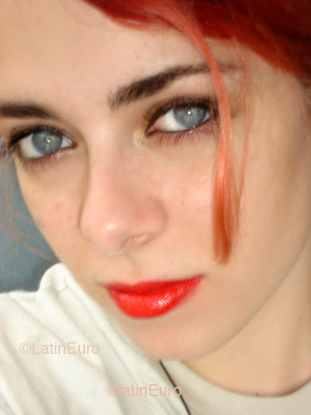 Date this sultry Brazil girl Kathy from BRASILIA B4479