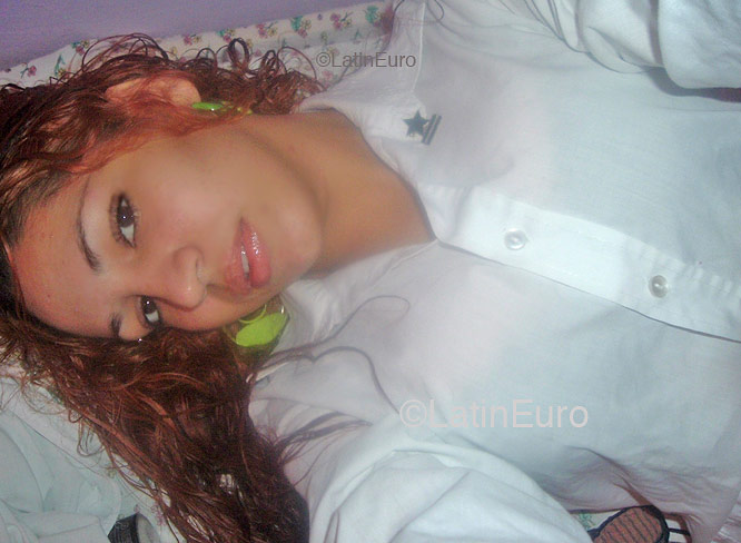 Date this gorgeous Brazil girl Maryana from RIO DE JANEIRO B4481