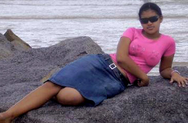 Date this funny Brazil girl Leticia from JARDIM B4670