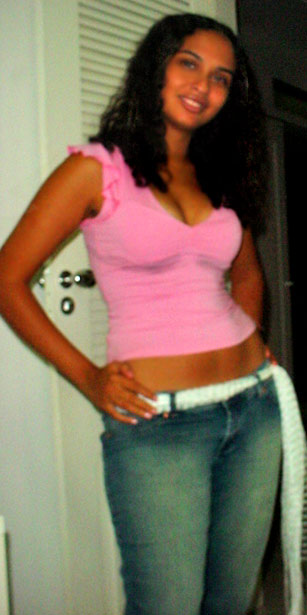 Date this foxy Brazil girl Jacki from ARACAJU B4696