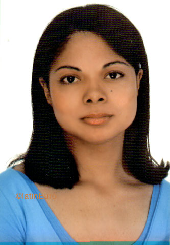 Date this pretty Brazil girl Gelcina from CURITIBA B4851