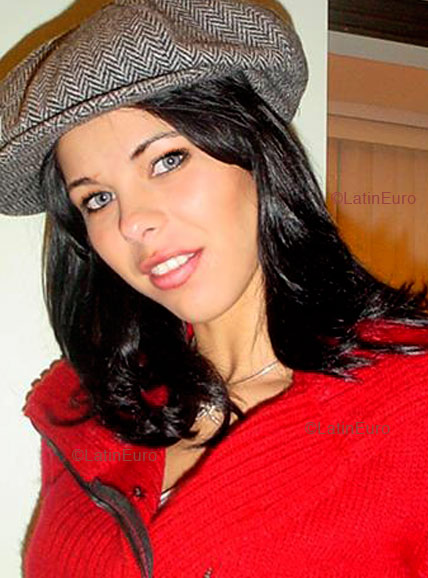 Date this nice looking Brazil girl Marta from ESTANCIA VELHA B4879