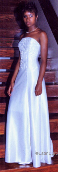 Date this hard body Brazil girl Juliana from CACAPAVA B4946