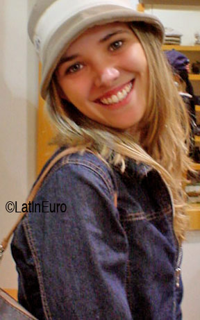 Date this passionate Brazil girl Juliana from SOROCABA B5024