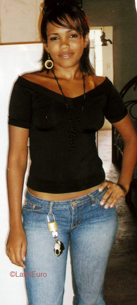 Date this sensual Brazil girl Jaqueline from CUIABA B5284