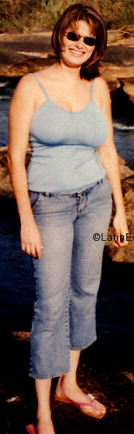 Date this exotic Brazil girl Fernanda from BETIM B5362