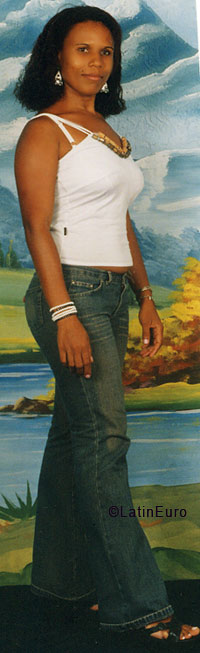 Date this voluptuous Brazil girl Adenir from JARDIM B5368