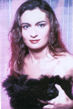 Date this stunning Brazil girl Erineide from FORTALEZA B5369