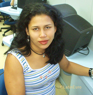Date this georgeous Brazil girl Moizeane from SAO JOSE B5410