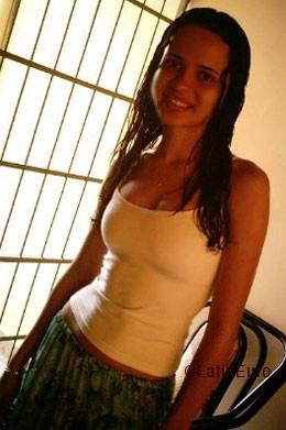 Date this stunning Brazil girl Anna from IMPERATRIZ B5532