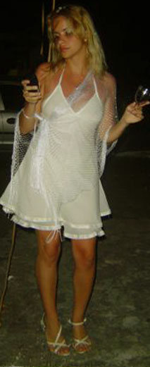 Date this pretty Brazil girl Bianca from RIO DE JANEIRO B5545