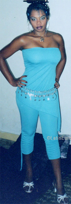 Date this passionate Brazil girl Erica from CORONEL FABRICIANO B5574