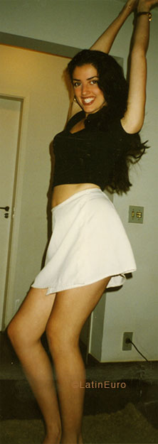 Date this voluptuous Brazil girl Ana from  B5645