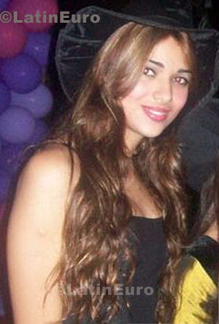 Date this exotic Brazil girl Raquel from Governador Valadares B565