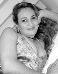 Date this hot Brazil girl Emilia from TAGUATINGA B5787