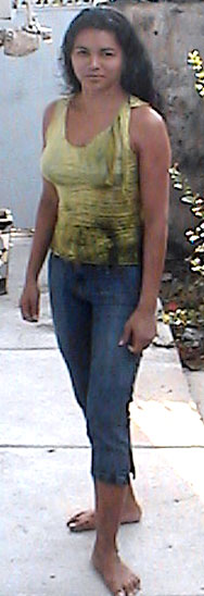 Date this stunning Brazil girl Fatima from MANAUS B5793