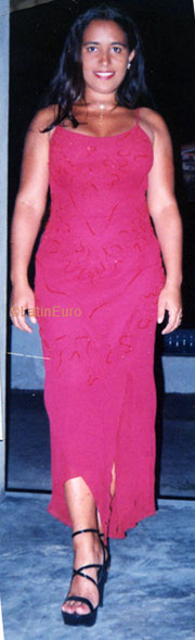 Date this cute Brazil girl Maria from PIRIPIRI B5834