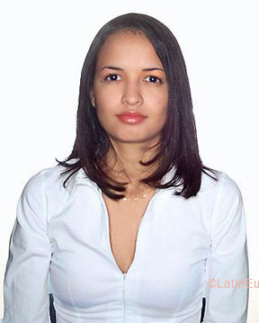 Date this sensual Brazil girl Leidiane from JOINVILLE B5849