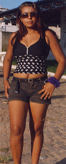 Date this athletic Brazil girl Danielle from NATAL B5896
