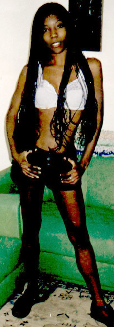 Date this cute Brazil girl Edcleide from BRASILIA B6024