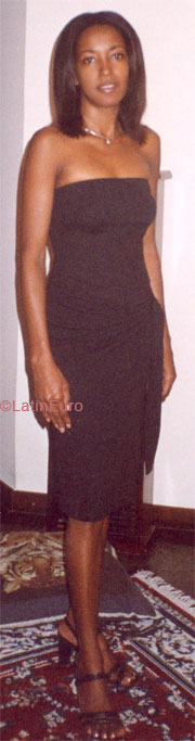 Date this beautiful Brazil girl Cristina from NITEROI B6035