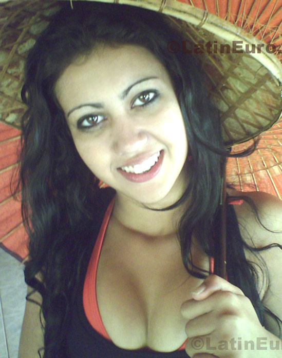 Date this young Brazil girl Deise from Sao Jose do Rio Preto B616