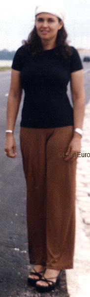 Date this tall Brazil girl Zena from TUCURUI B6210